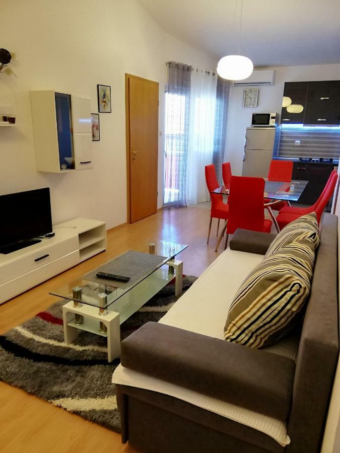 Apartmani Poljanec Vir Bagian luar foto